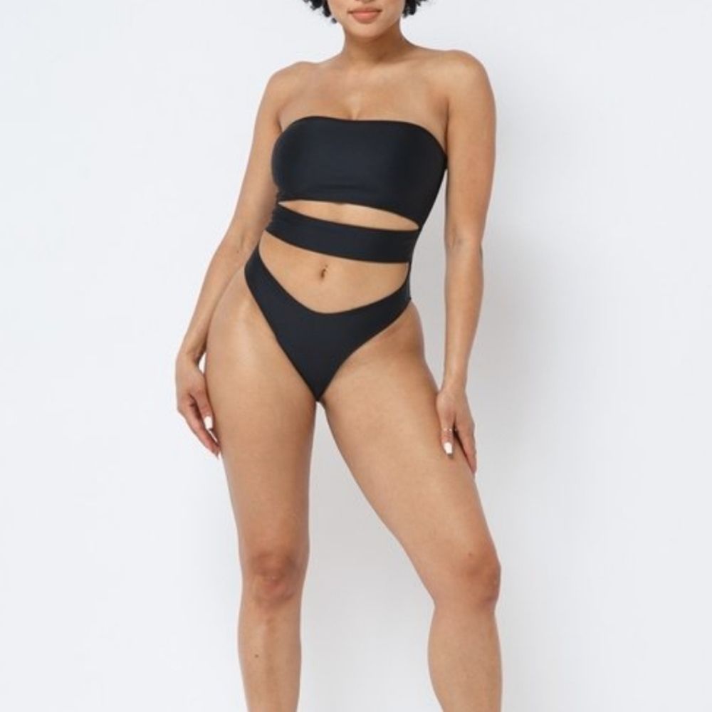 Women's Black One-Piece Cut Out Tube Swimsuit